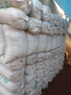 bulto x 45 kg de tierra negra abonada con cascarilla